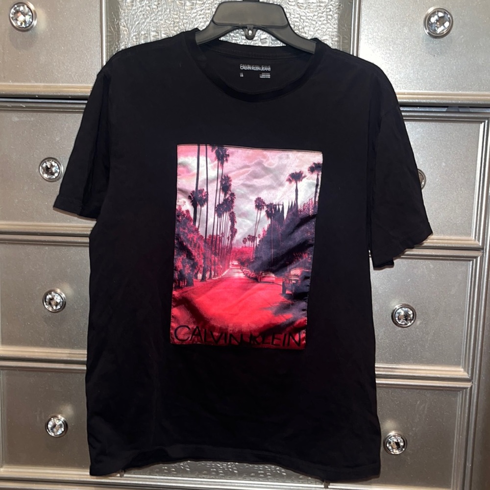 Calvin Klein jeans T-shirt. Size large.